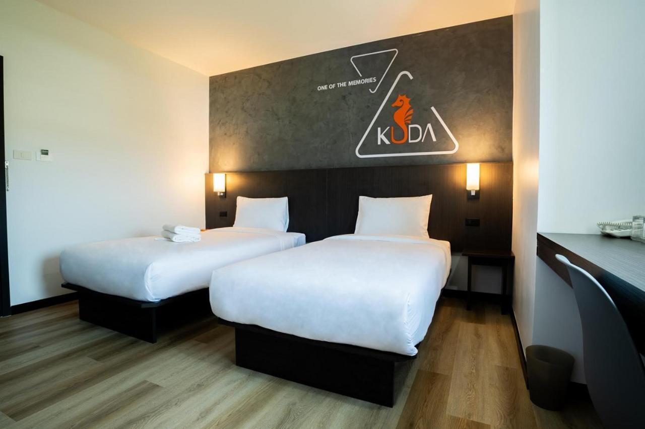 Kuda Asia Hotel Bang Saen Luaran gambar
